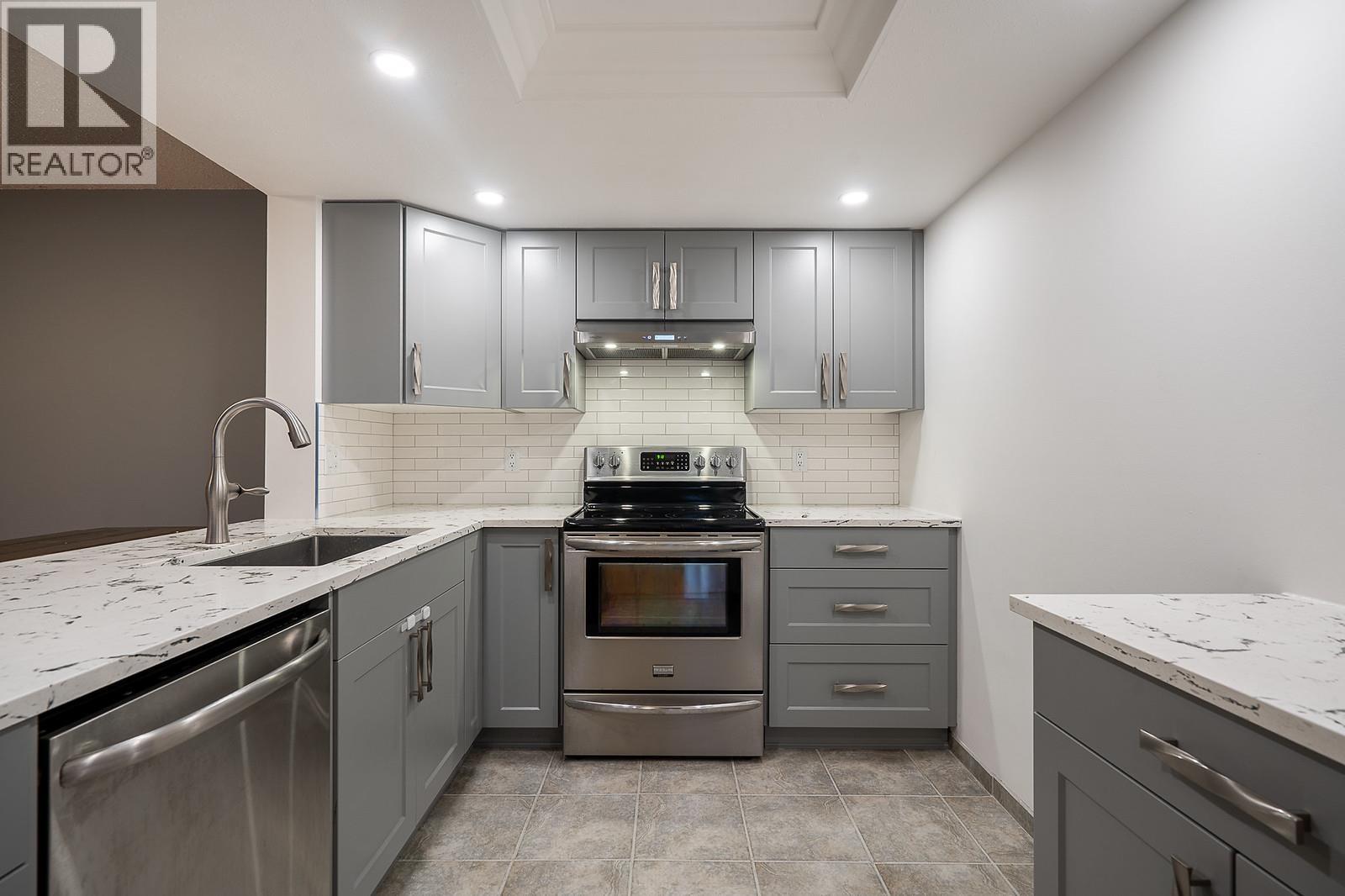 806 121 Tenth Street, New Westminster, British Columbia  V3M 3X7 - Photo 14 - R3098689