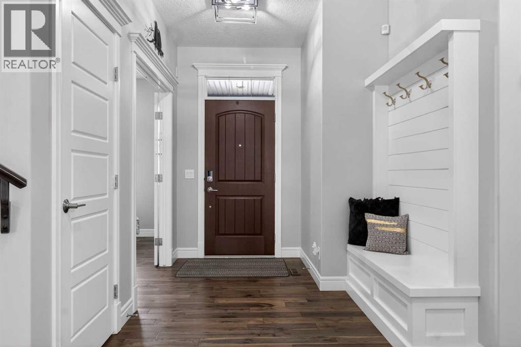 264 Stonemere Close, Chestermere, Alberta  t1x 0c5 - Photo 2 - A2293680