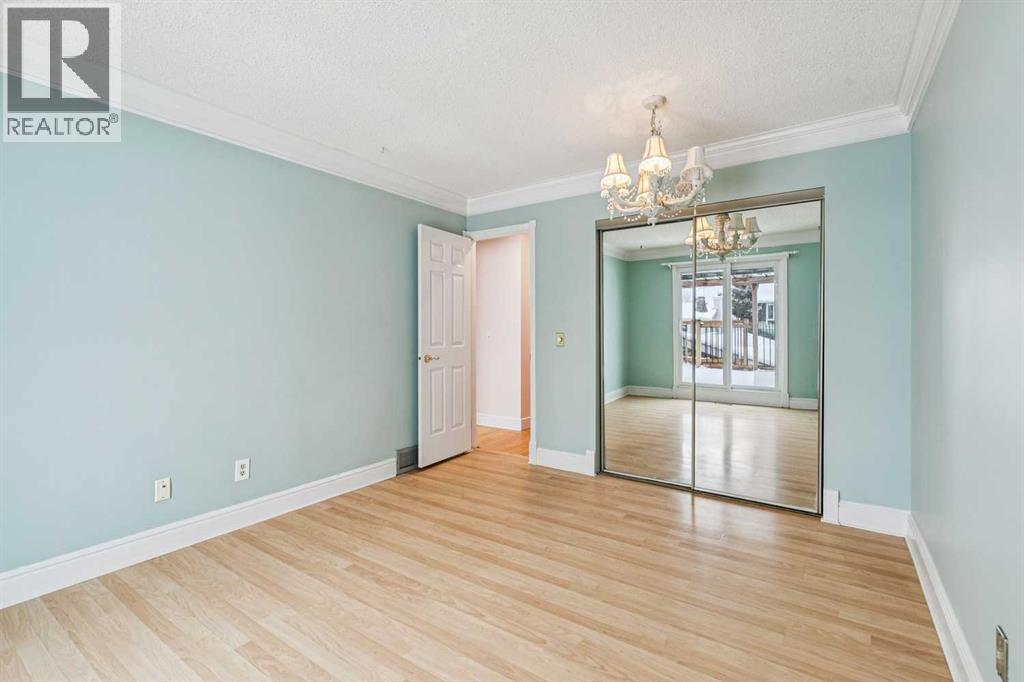 131 Woodglen Way Sw, Calgary, Alberta  T2W 4L9 - Photo 15 - A2298404