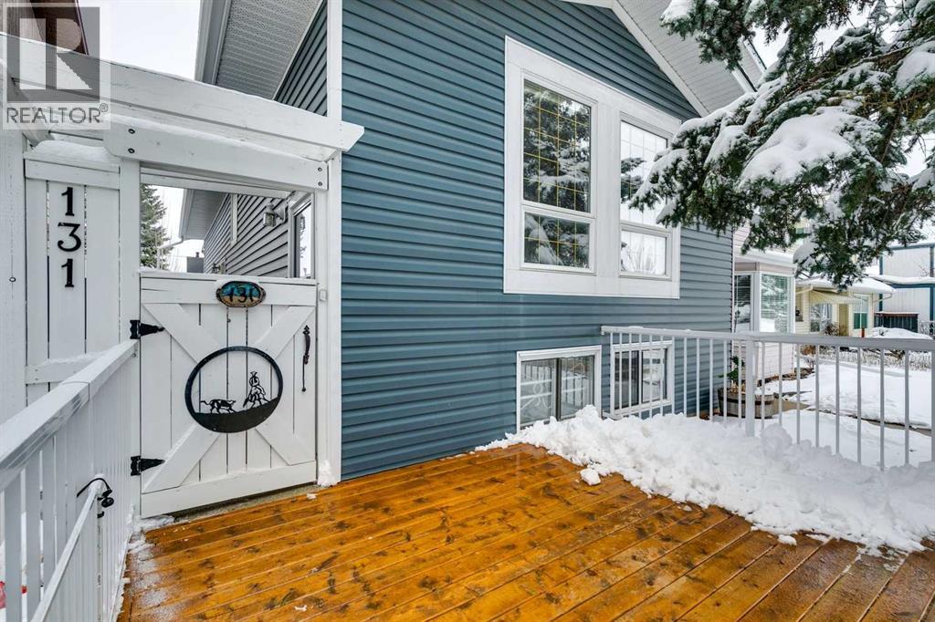 131 Woodglen Way Sw, Calgary, Alberta  T2W 4L9 - Photo 2 - A2298404
