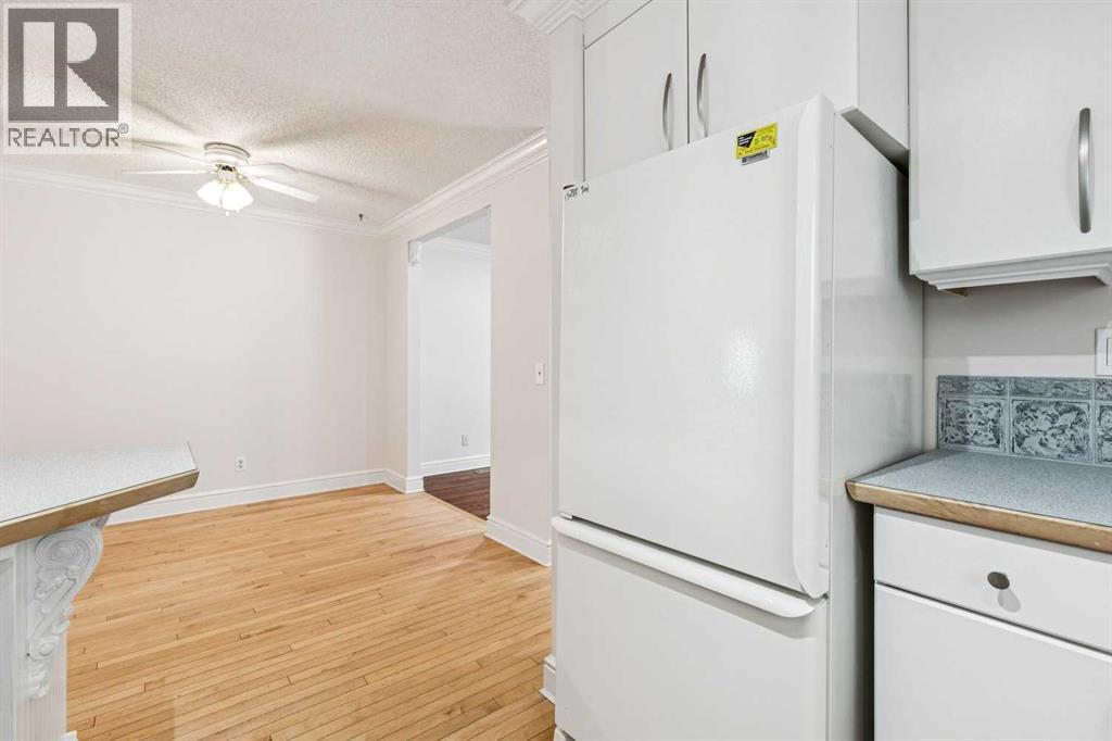 131 Woodglen Way Sw, Calgary, Alberta  T2W 4L9 - Photo 12 - A2298404