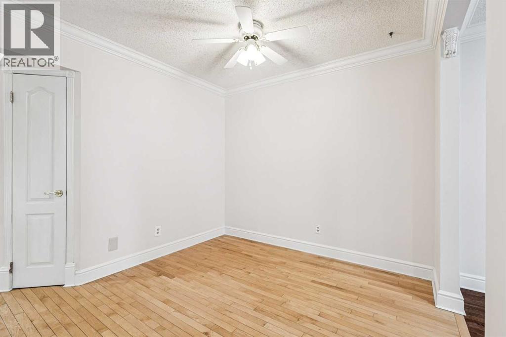 131 Woodglen Way Sw, Calgary, Alberta  T2W 4L9 - Photo 9 - A2298404