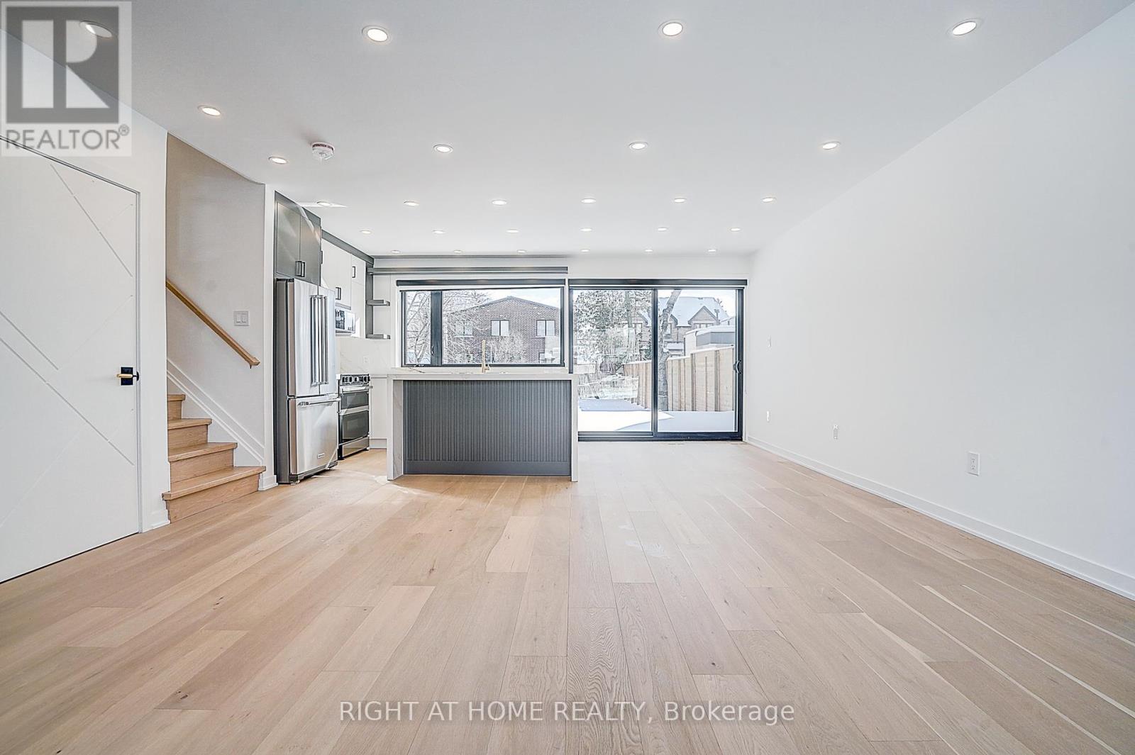 215 Churchill Avenue, Toronto, Ontario  M2R 1E2 - Photo 6 - C13017582