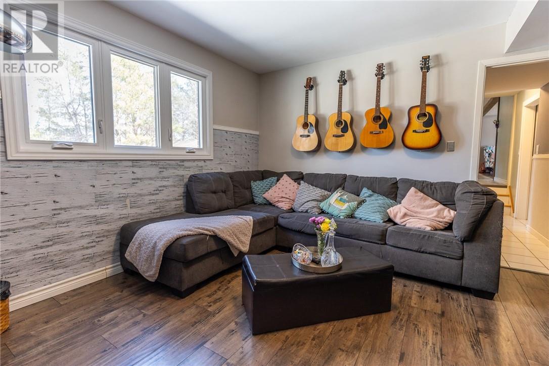 25 Goodman Avenue, Espanola, Ontario  P5E 1A5 - Photo 17 - 2127128