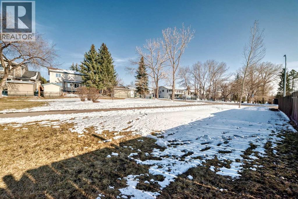 8 Meadow Place SE, Airdrie, Alberta  T4A 1W4 - Photo 41 - A2299404