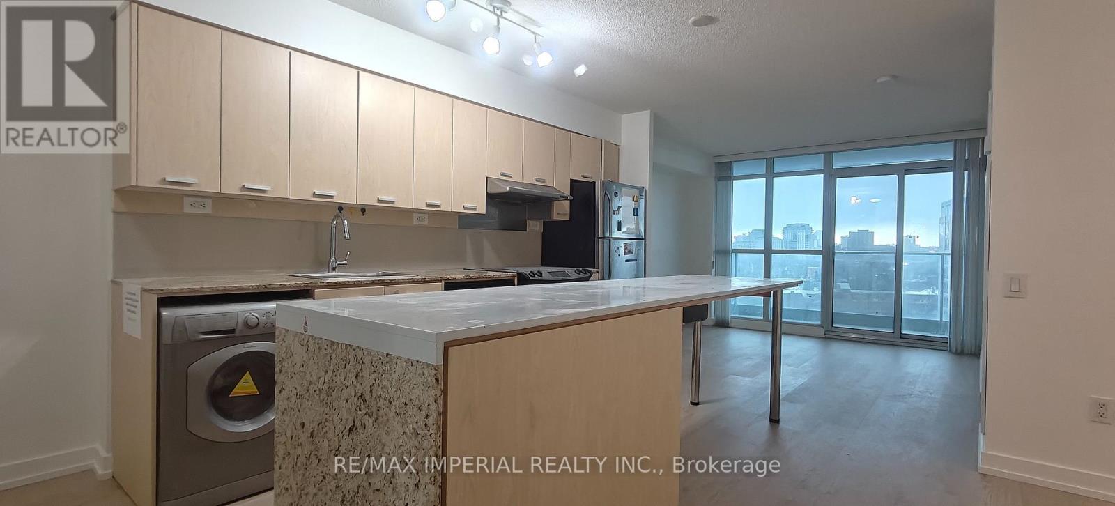 812 - 33 Singer Court, Toronto, Ontario  M2K 0B4 - Photo 2 - C13017774