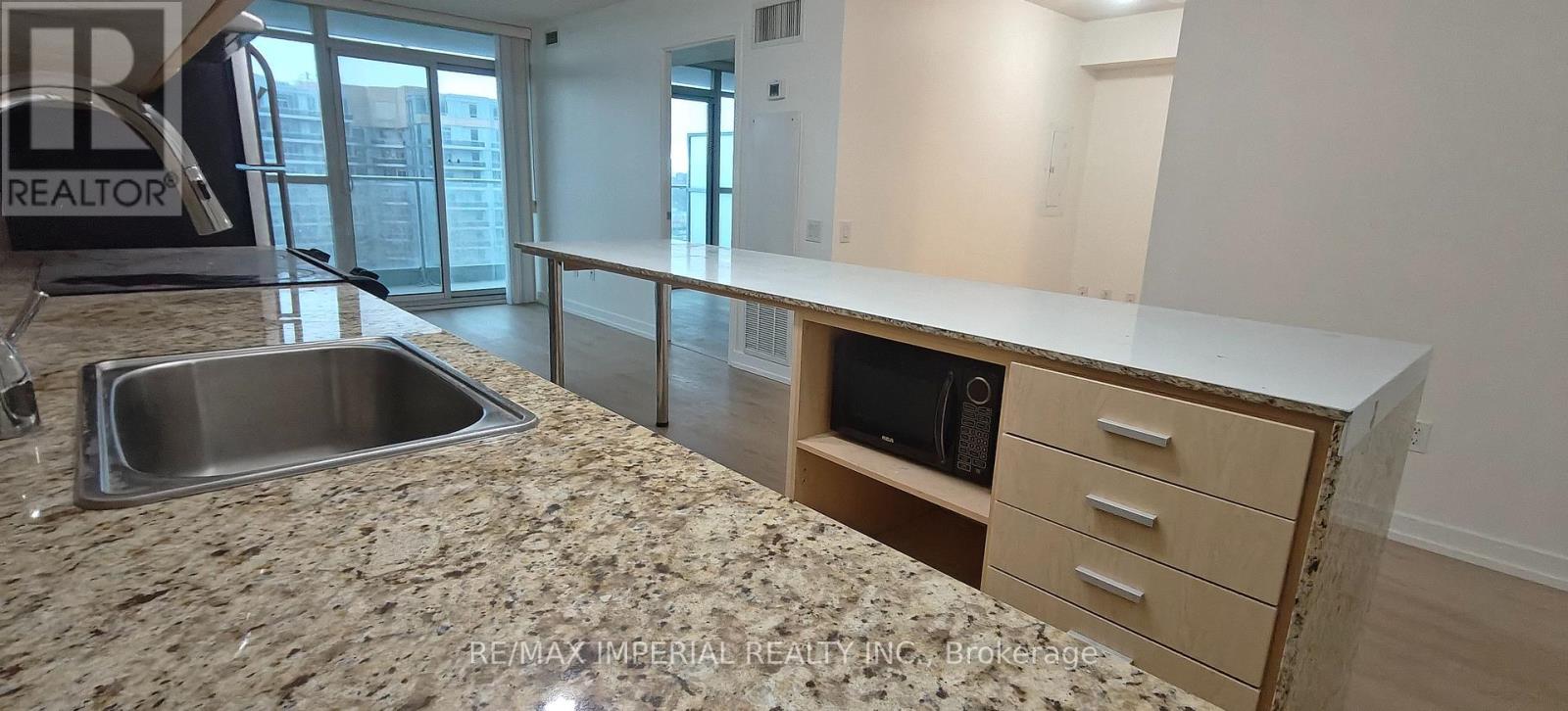 812 - 33 Singer Court, Toronto, Ontario  M2K 0B4 - Photo 3 - C13017774