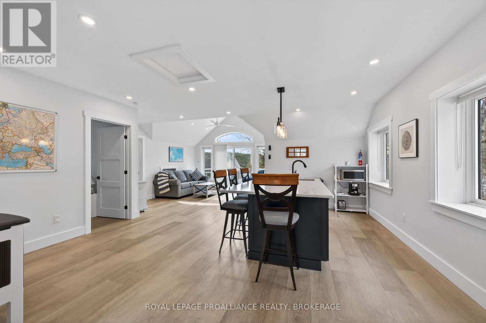 164a Deans Island Road, Rideau Lakes, Ontario  K0G 1E0 - Photo 35 - X12875268