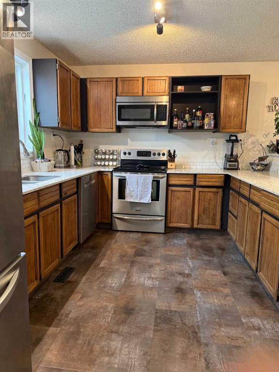 10011 94 Avenue, Wembley, Alberta  T0H 3S0 - Photo 7 - A2299485