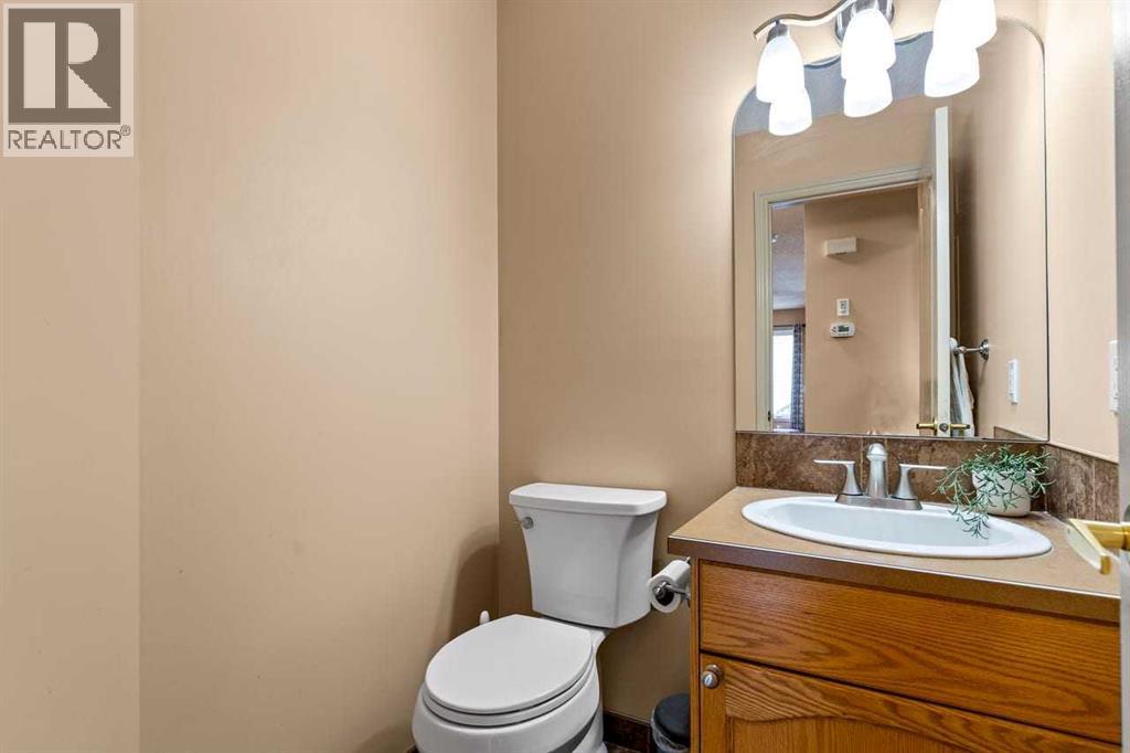 310 Somerset Drive Sw, Calgary, Alberta  T2Y 3M4 - Photo 16 - A2301601