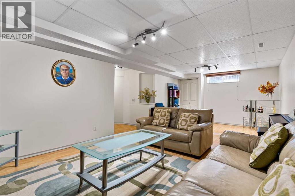 310 Somerset Drive Sw, Calgary, Alberta  T2Y 3M4 - Photo 29 - A2301601