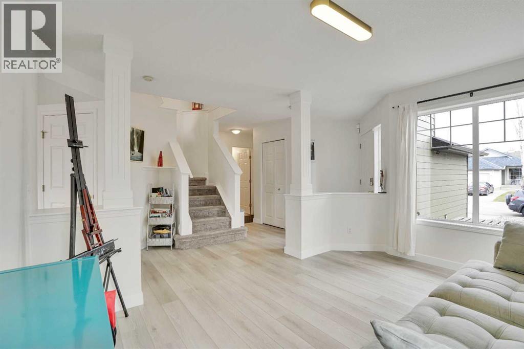 391 Millrise Square Sw, Calgary, Alberta  T2Y 4C2 - Photo 3 - A2302105