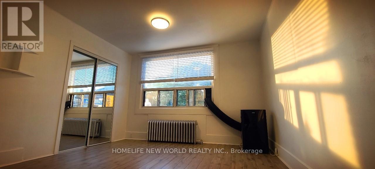 2fl Apt - 1351 St Clair Avenue W, Toronto, Ontario  M6E 1C5 - Photo 2 - W13017778