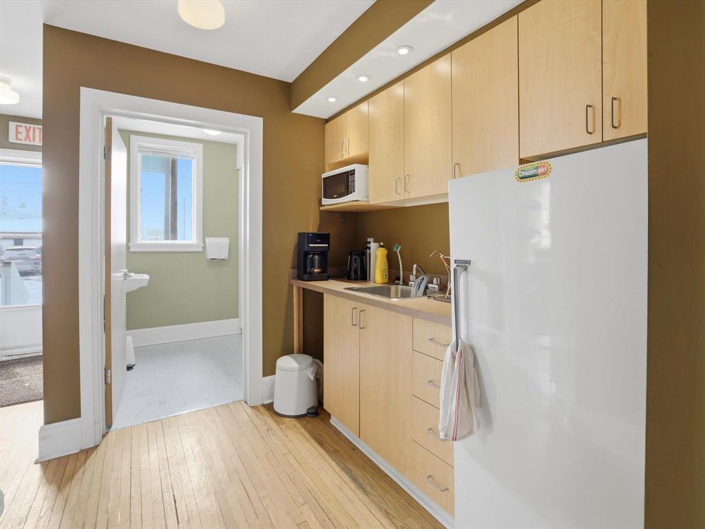 608 Broadway Street, Winnipeg, Manitoba  R3C 0W8 - Photo 9 - 202604381