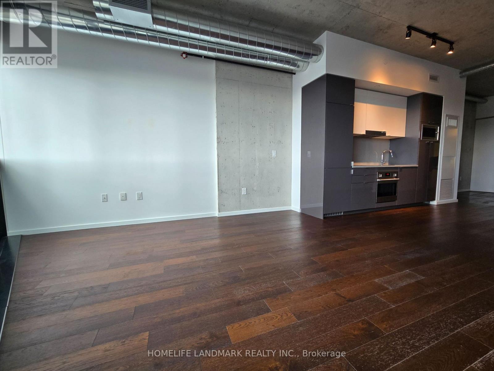 #618 - 21 Lawren Harris Square, Toronto, Ontario  M5A 0T4 - Photo 11 - C12885542