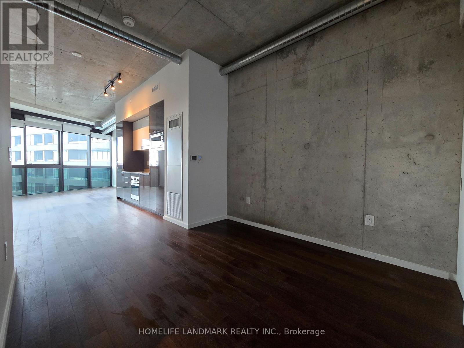 #618 - 21 Lawren Harris Square, Toronto, Ontario  M5A 0T4 - Photo 12 - C12885542