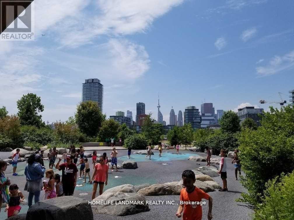 #618 - 21 Lawren Harris Square, Toronto, Ontario  M5A 0T4 - Photo 21 - C12885542