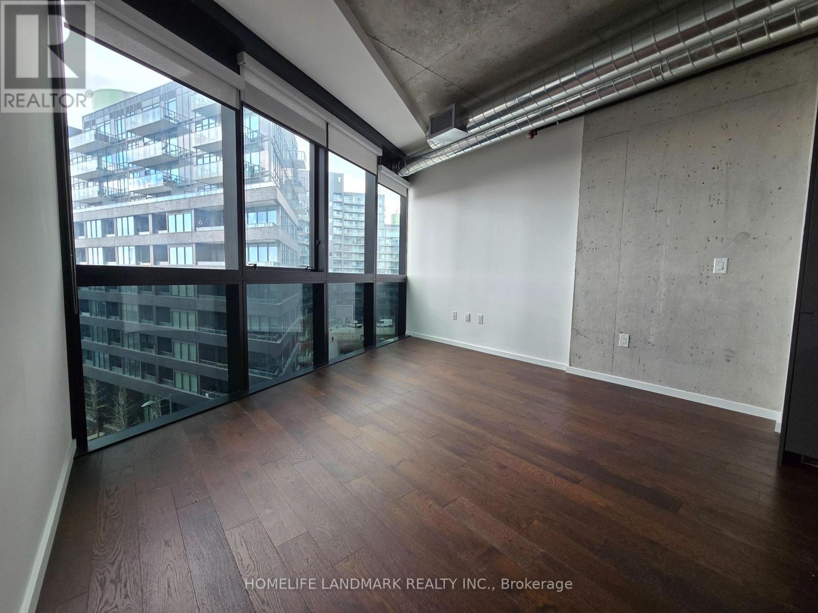 #618 - 21 Lawren Harris Square, Toronto, Ontario  M5A 0T4 - Photo 8 - C12885542