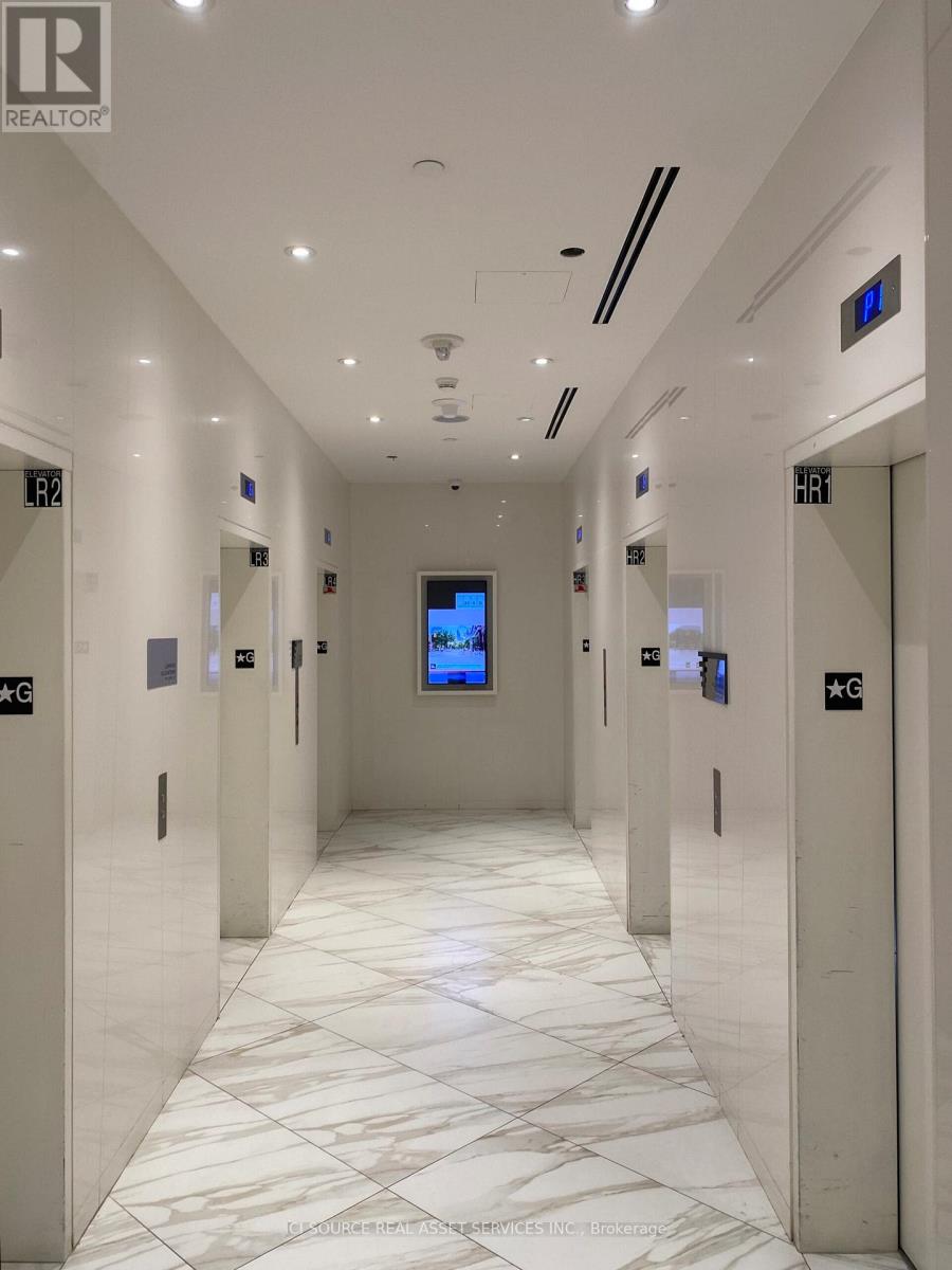 5501 - 3900 Confederation Parkway, Mississauga, Ontario  L5B 0M3 - Photo 20 - W12994400