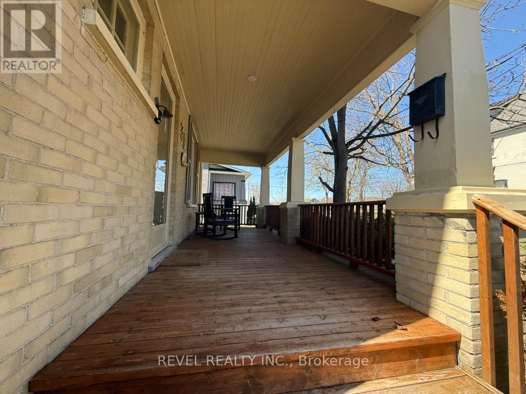 31 Fair Avenue, Kawartha Lakes (Lindsay), Ontario  K9V 3P2 - Photo 3 - X12812112