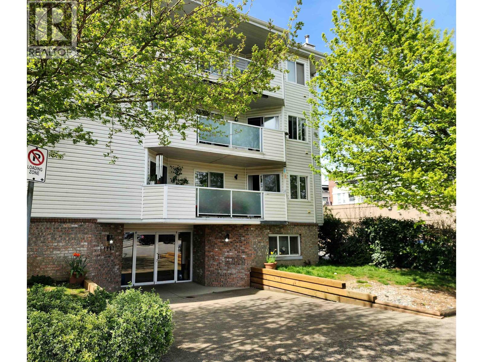 107 11963 223 Street Street, Maple Ridge, British Columbia  V2X 5Y4 - Photo 2 - R3113099