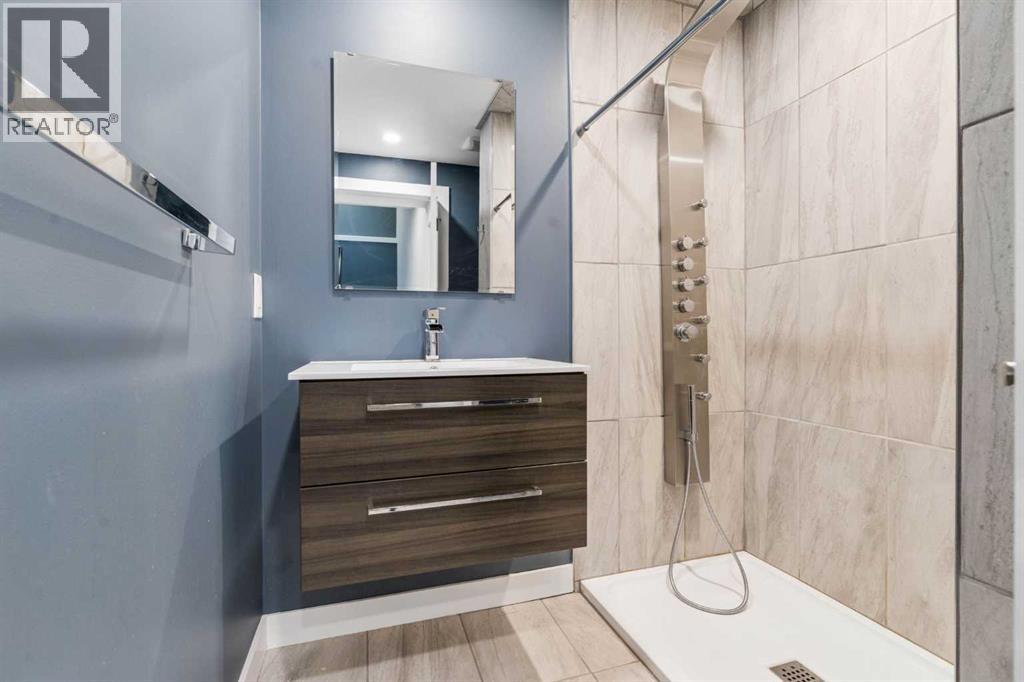 120 Aspen Dale Way Sw, Calgary, Alberta  T3H 0S1 - Photo 40 - A2296387