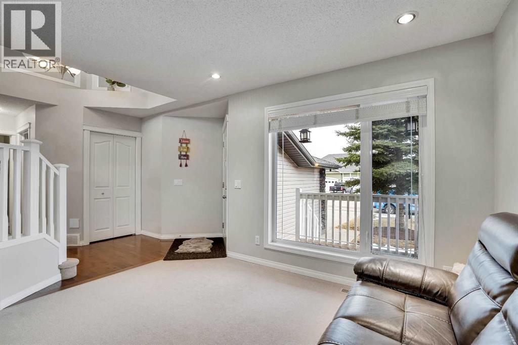 269 West Creek Boulevard, Chestermere, Alberta  T1X 0C6 - Photo 2 - A2300367