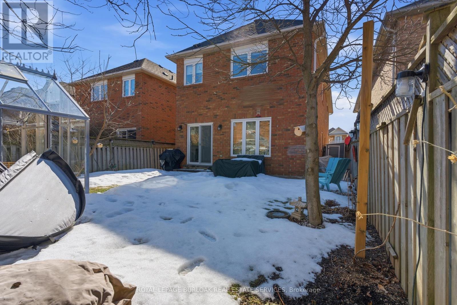 2289 Owlridge Drive, Oakville, Ontario  L6M 3S9 - Photo 39 - W12855158