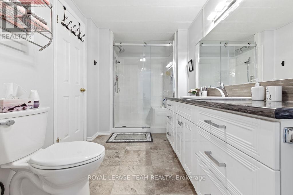 46 Sunset Lane, Horton, Ontario  K7V 0A5 - Photo 21 - X12810294