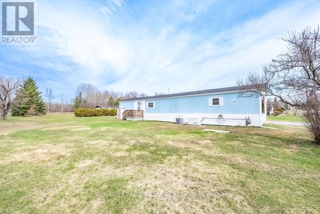 46 Sunset Lane, Horton, Ontario  K7V 0A5 - Photo 37 - X12810294