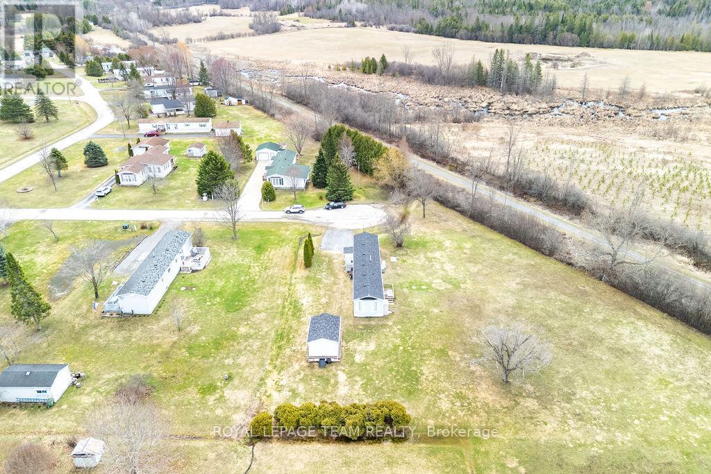 46 Sunset Lane, Horton, Ontario  K7V 0A5 - Photo 39 - X12810294