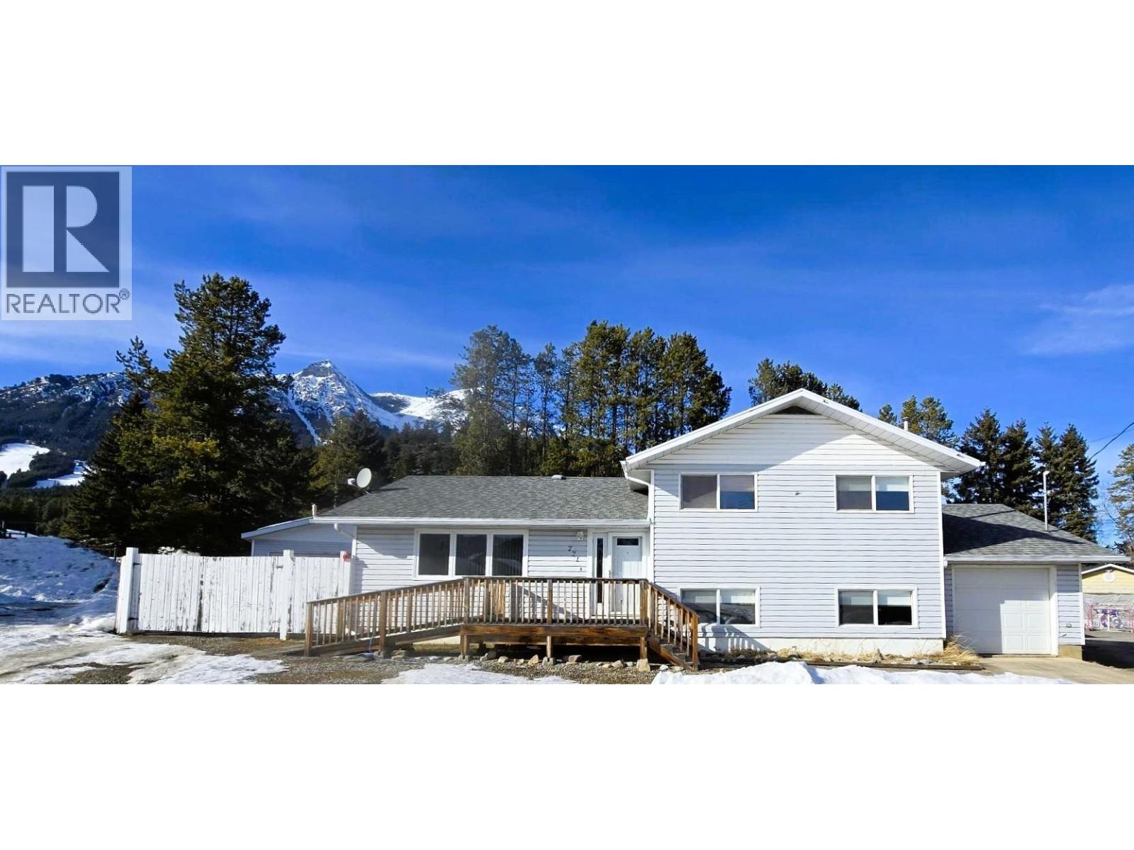 771 Ferguson Crescent, Elkford, British Columbia