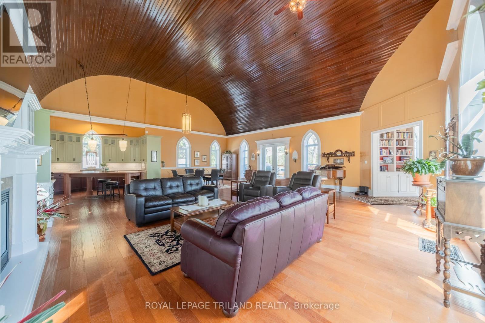 32135 Sylvan Road, North Middlesex, Ontario  N0M 2K0 - Photo 14 - X13017820