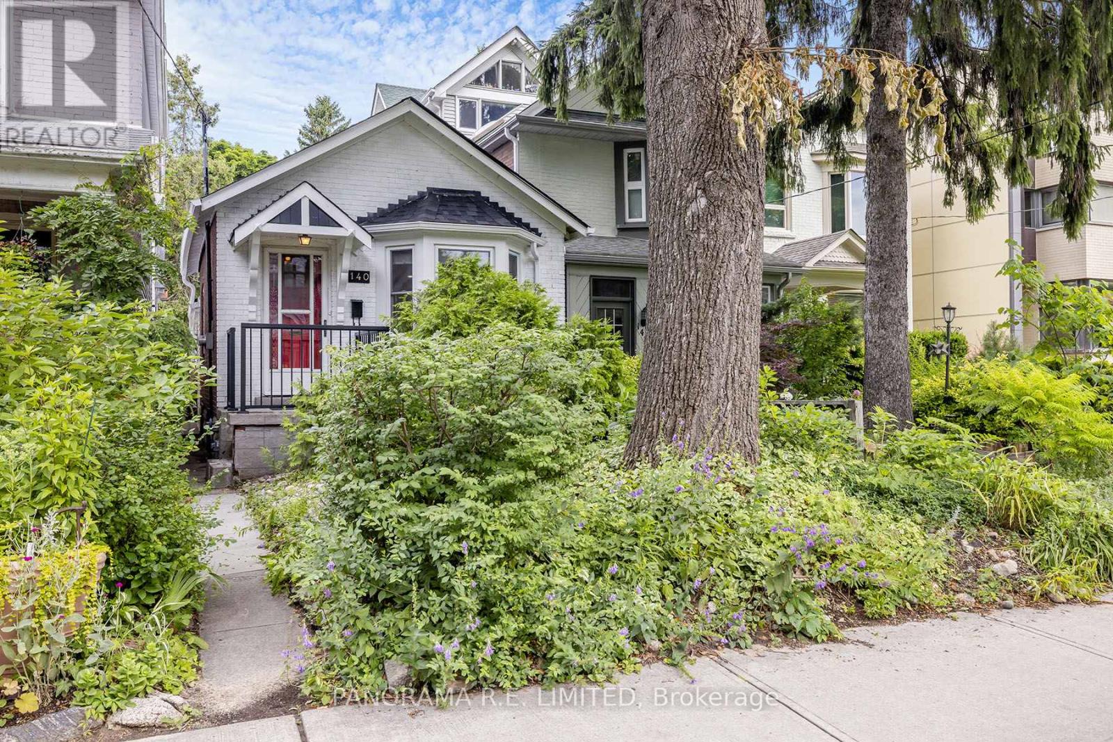 140 WOLFREY AVENUE, Toronto, Ontario