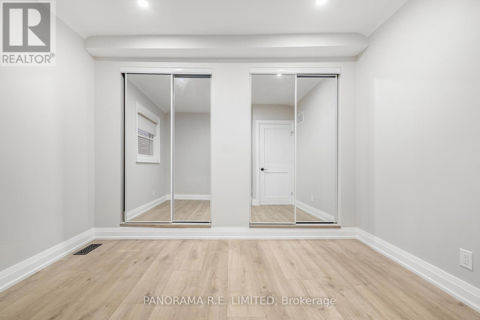 140 Wolfrey Avenue, Toronto, Ontario  M4K 1L3 - Photo 14 - E12996886