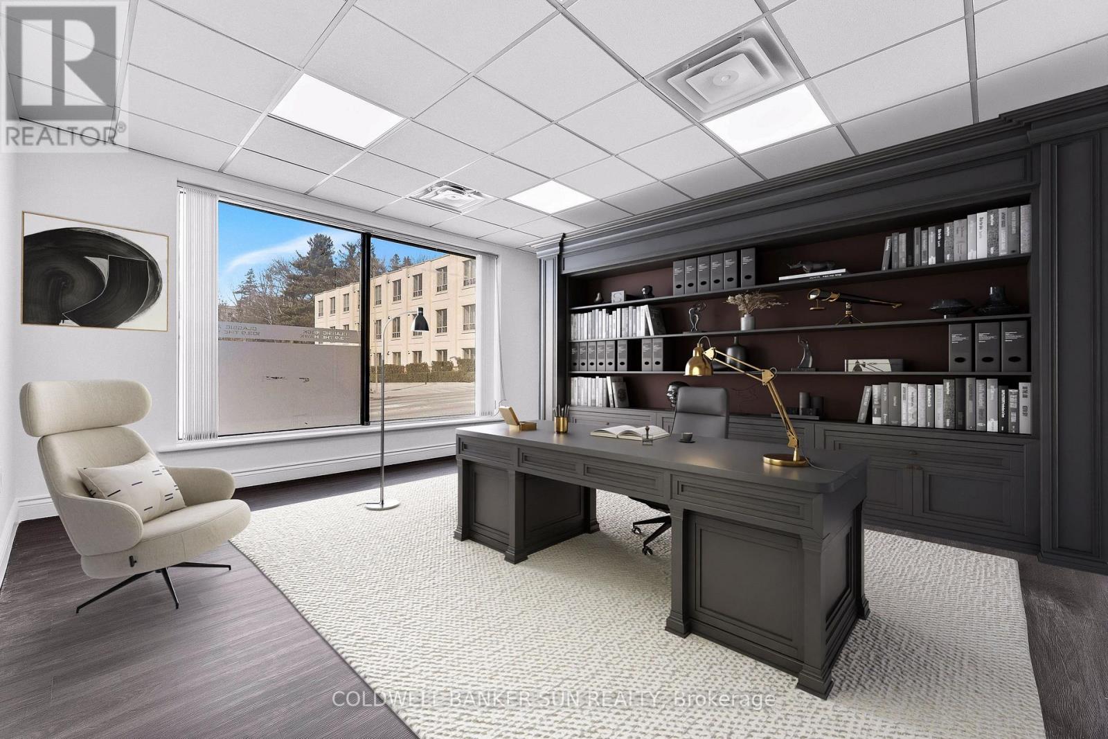 290 DUNDAS STREET, Woodstock, Ontario