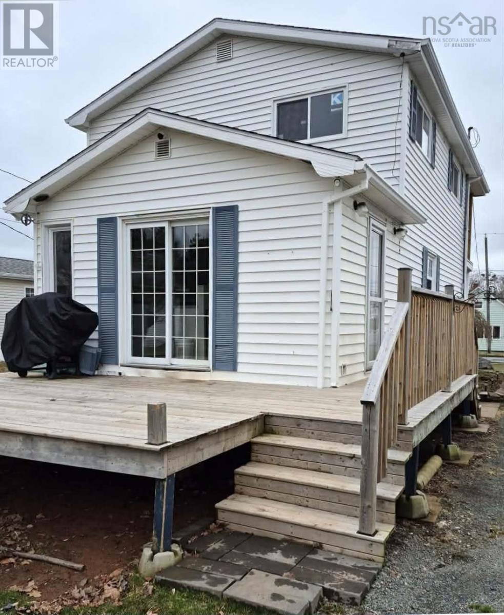68 Hillcrest Avenue, Bible Hill, Nova Scotia  B2N 4L3 - Photo 3 - 202603245