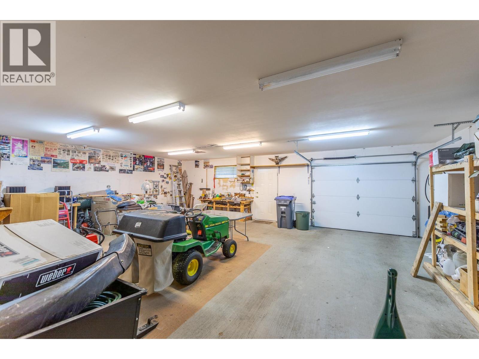 510 6th Avenue, Keremeos, British Columbia  V0X 1N3 - Photo 35 - 10382969