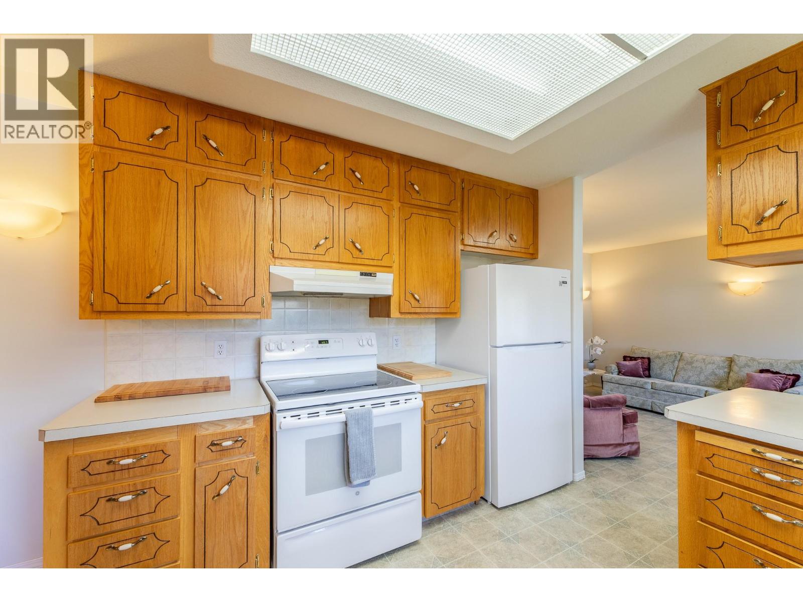 510 6th Avenue, Keremeos, British Columbia  V0X 1N3 - Photo 25 - 10382969