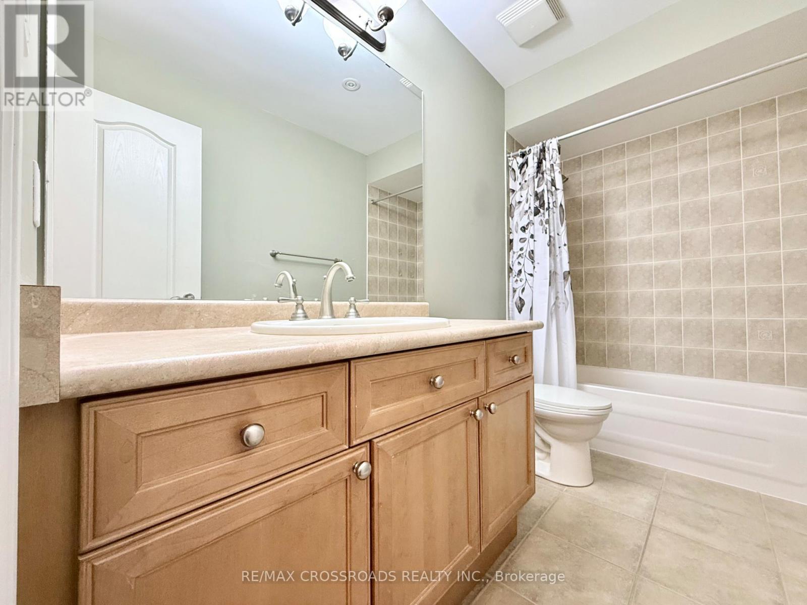 158 Gail Parks Crescent, Newmarket, Ontario  L3X 3C1 - Photo 19 - N13017798