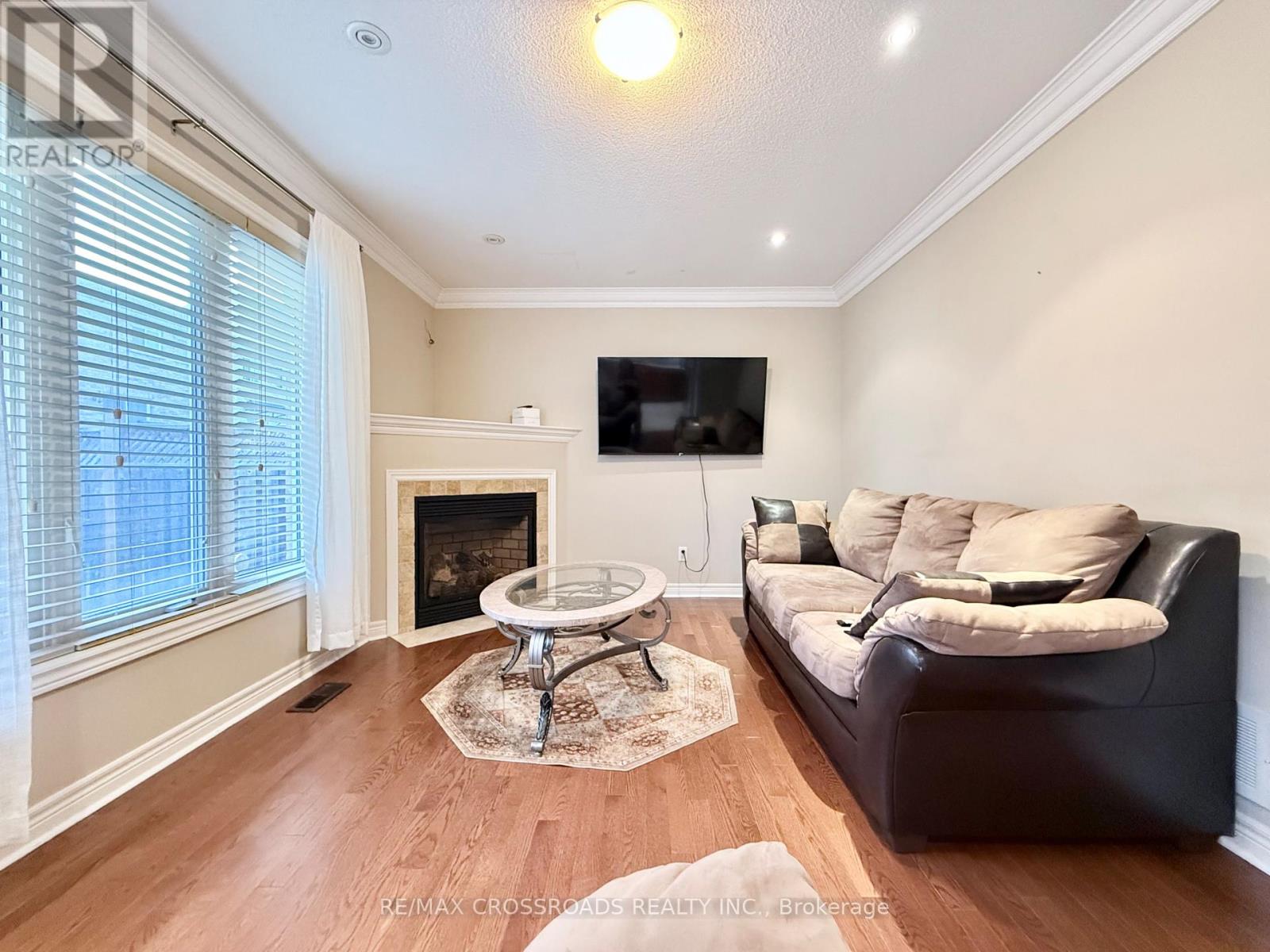 158 Gail Parks Crescent, Newmarket, Ontario  L3X 3C1 - Photo 6 - N13017798