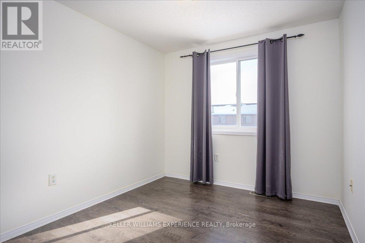 70 Weymouth Road, Barrie, Ontario  L4M 6R7 - Photo 30 - S12850118