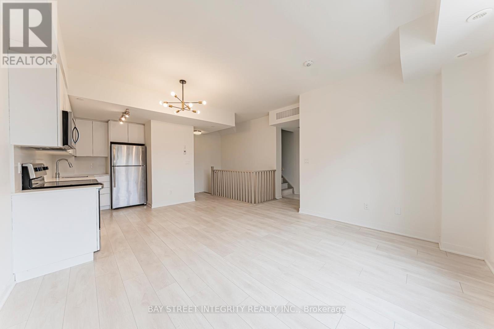 7 - 4045 Hickory Drive, Mississauga, Ontario  L4W 0G6 - Photo 21 - W12878982