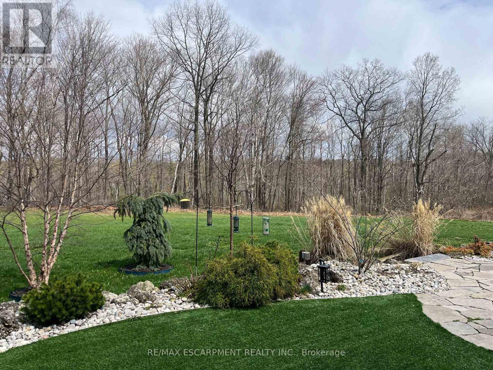 2 Cedar Street - 4449 Milburough Line, Burlington, Ontario  L7P 0C5 - Photo 5 - W12703464