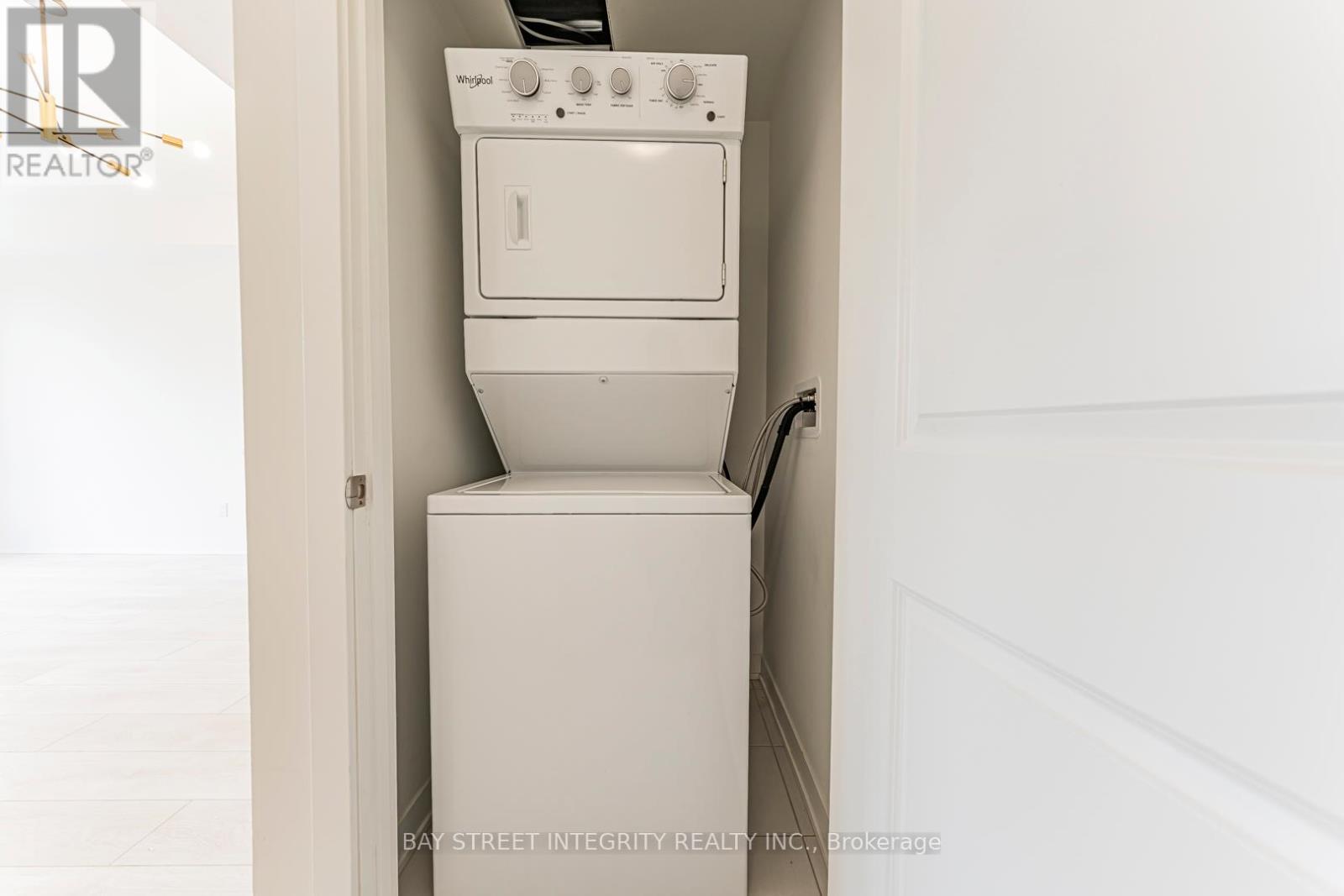 7 - 4045 Hickory Drive, Mississauga, Ontario  L4W 1L1 - Photo 27 - W12954824