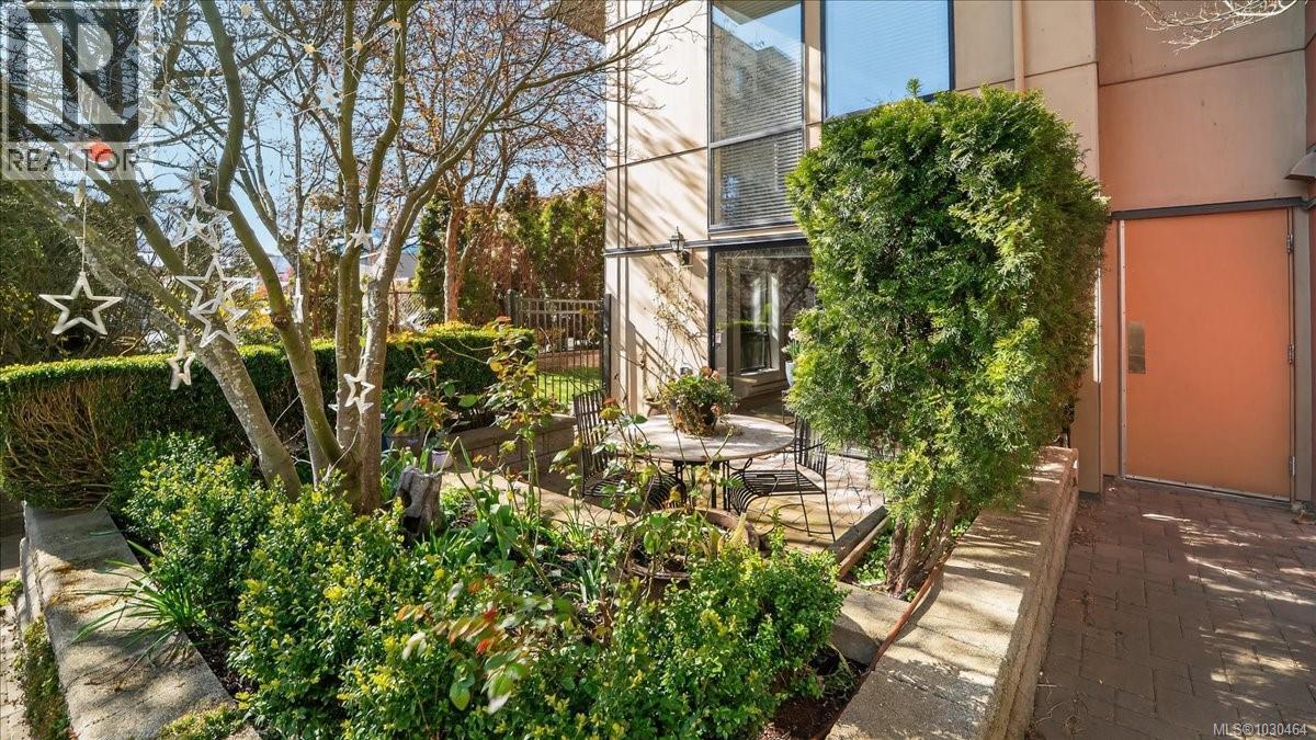 111 880 Short St, Saanich, British Columbia  V8X 2V5 - Photo 30 - 1030464