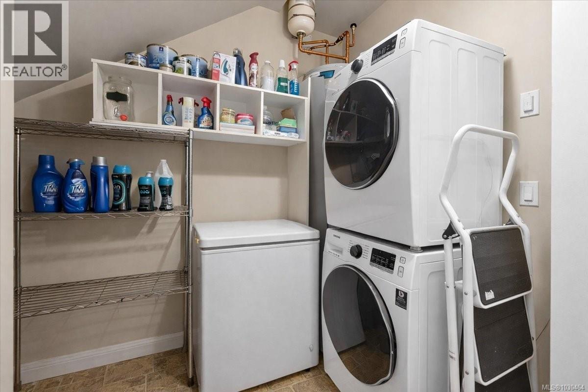 111 880 Short St, Saanich, British Columbia  V8X 2V5 - Photo 15 - 1030464