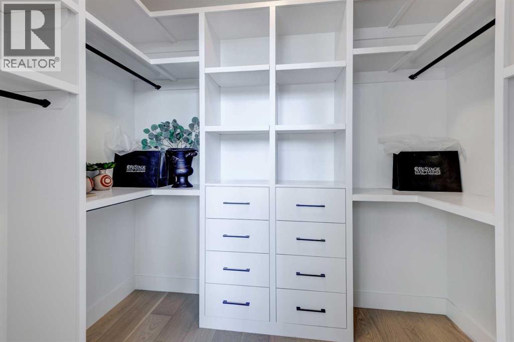 3716 44 Street SW, Calgary, Alberta  T3E 3S1 - Photo 17 - A2287475