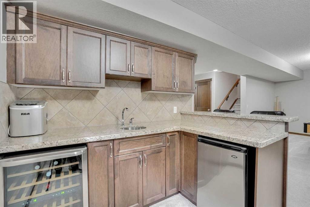 300 Coopers Hill Sw, Airdrie, Alberta  T4B 0S1 - Photo 31 - A2295022