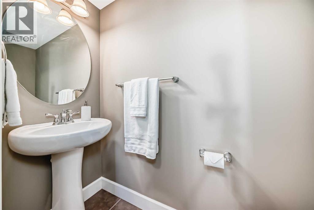 468 Windstone Grove SW, Airdrie, Alberta  T4B 3T4 - Photo 19 - A2298805